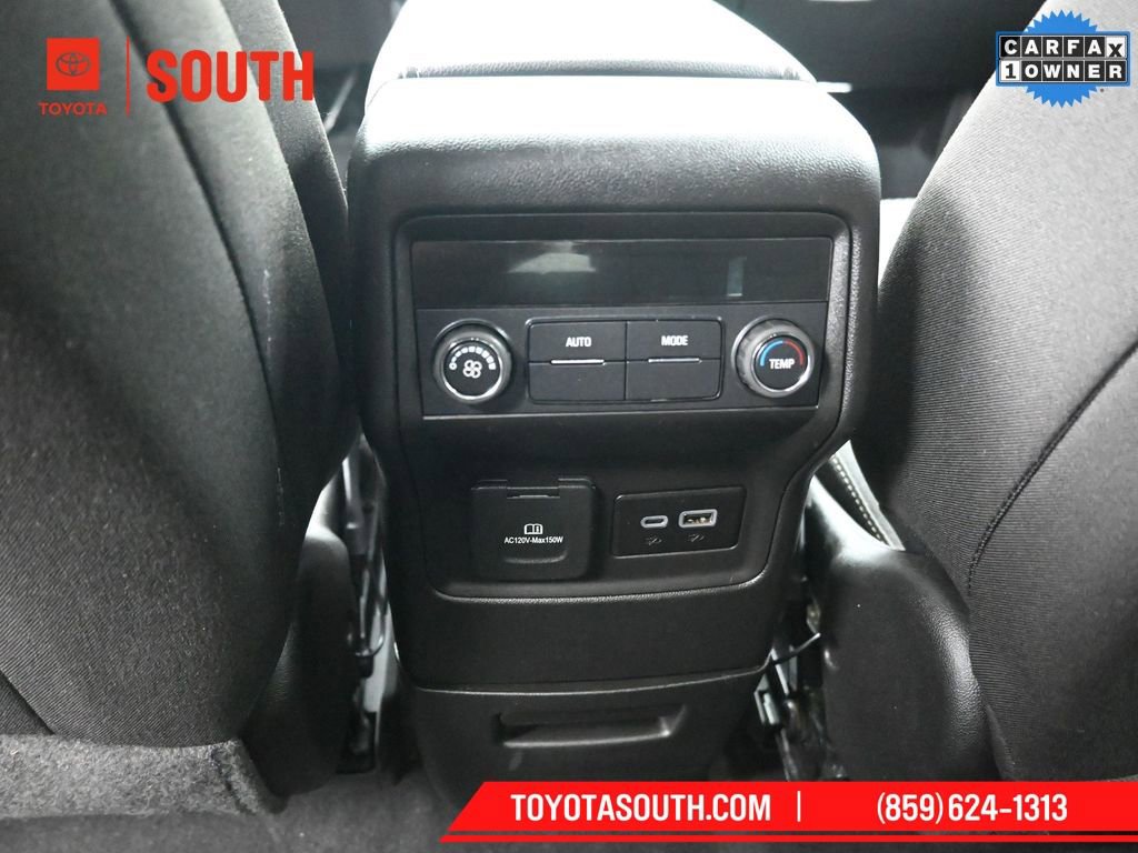 Used 2023 GMC Acadia SLE w/ Driver Convenience Package image 22