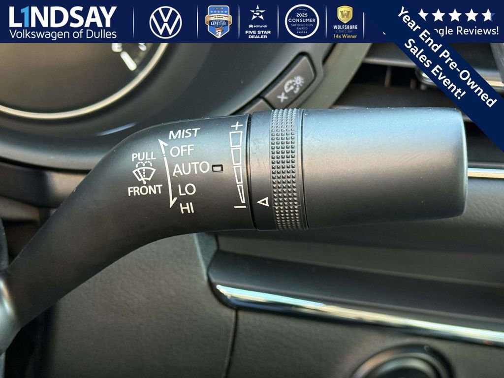 Used 2022 MAZDA MAZDA3 s image 23