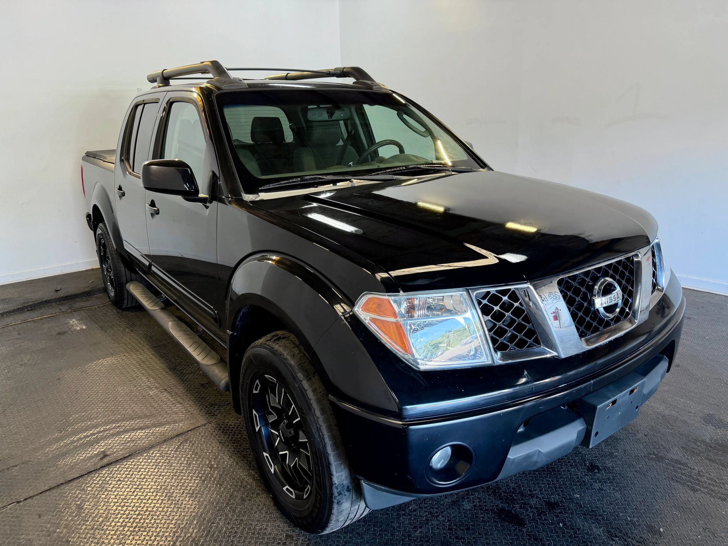 Used 2008 Nissan Frontier LE AWD/4WD image 4