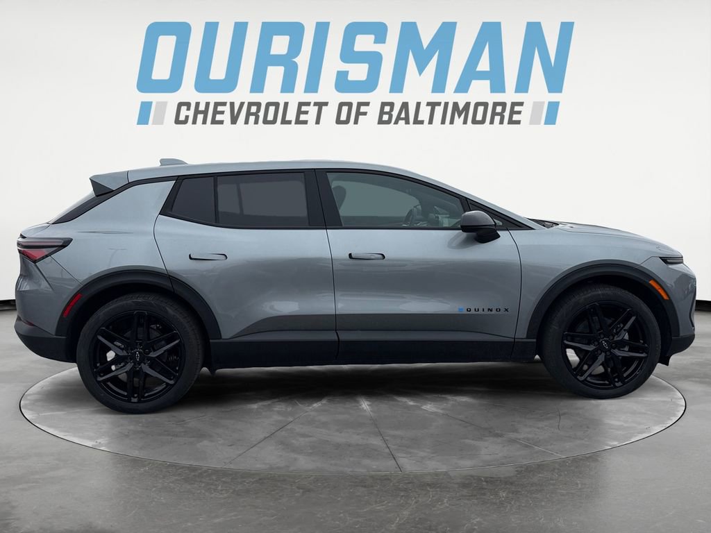 New 2026 Chevrolet Equinox EV LT w/ LPO, Blackout Package image 7
