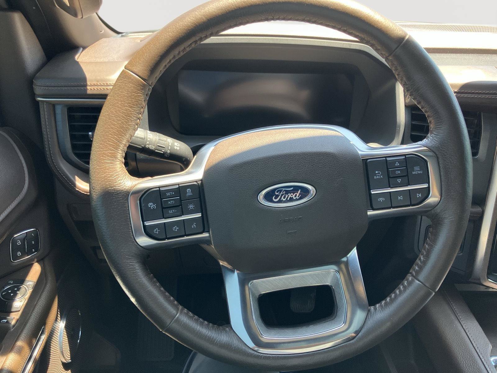 Used 2023 Ford Expedition Max King Ranch RWD image 10