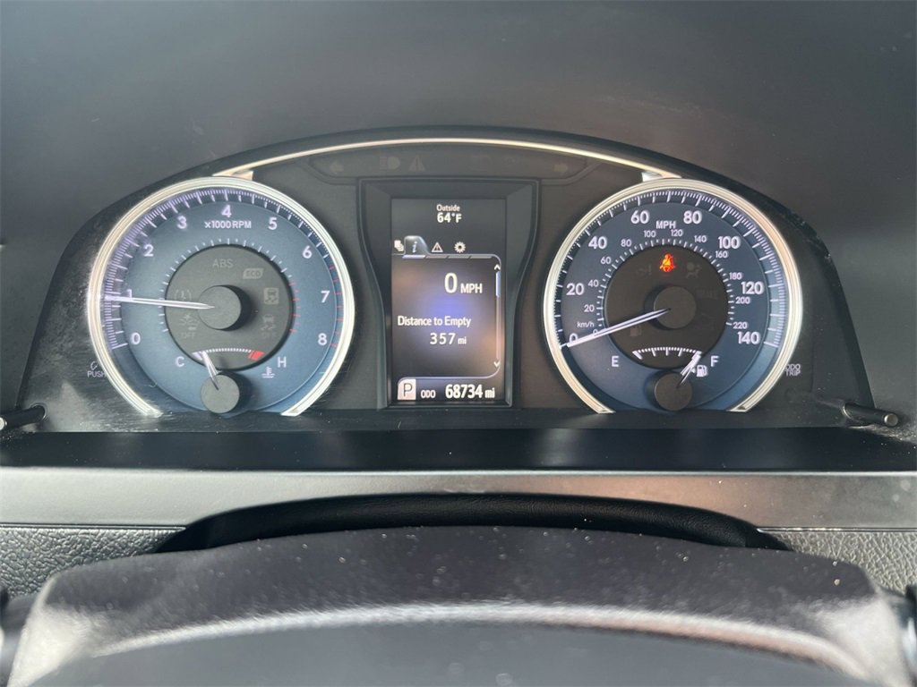 Used 2017 Toyota Camry LE image 17