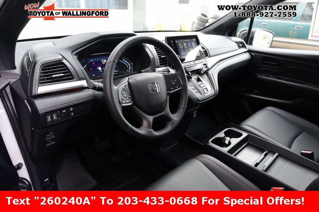 Used 2024 Honda Odyssey Sport image 32