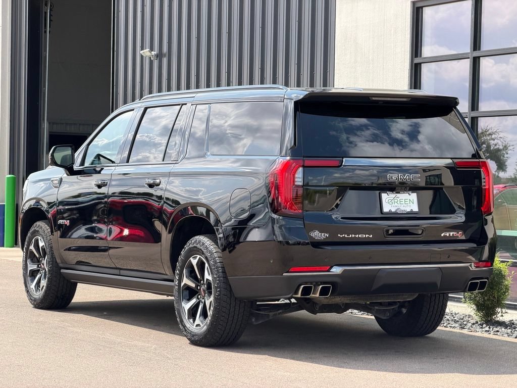 Used 2026 GMC Yukon XL AT4 w/ AT4 Premium Package AWD/4WD image 3