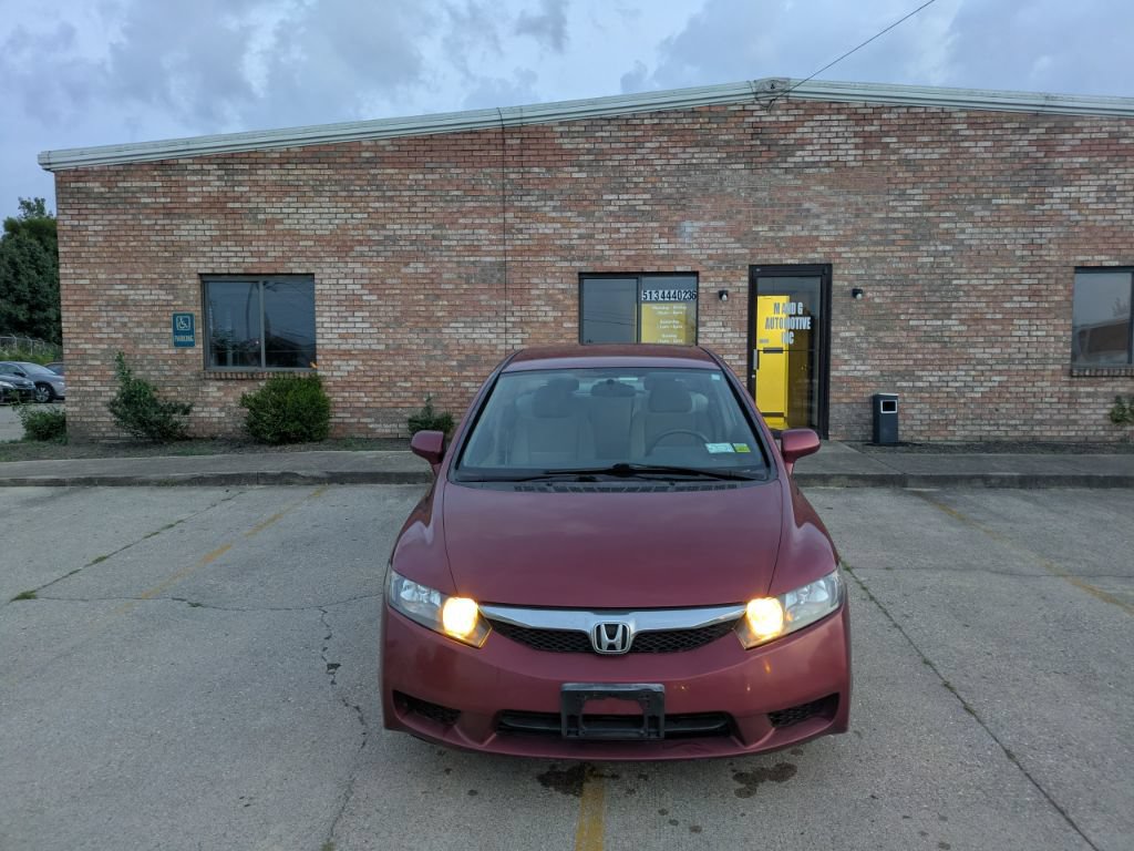 Used 2010 Honda Civic LX image 2