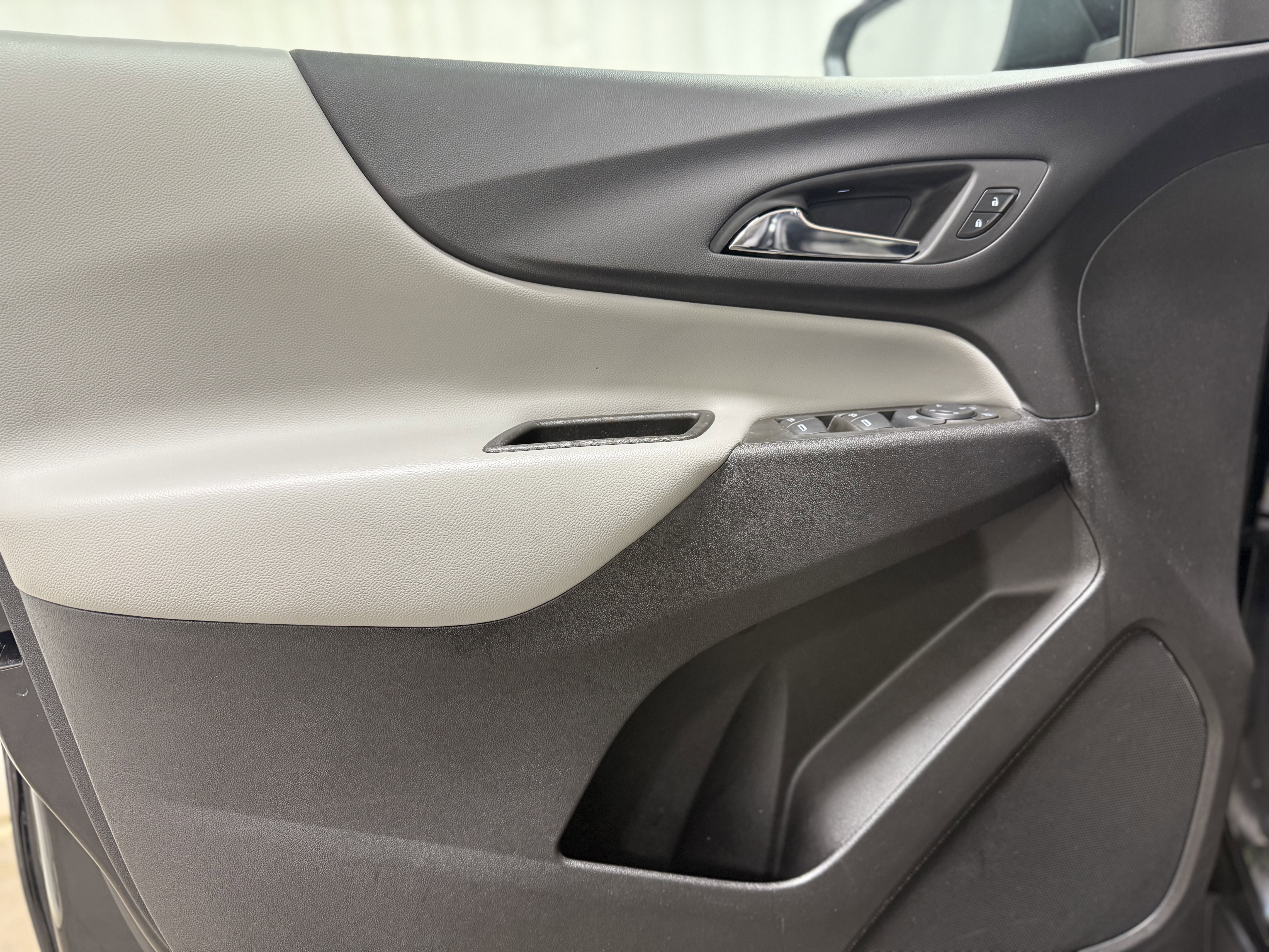 Certified 2024 Chevrolet Equinox LS w/ LS Convenience Package image 12