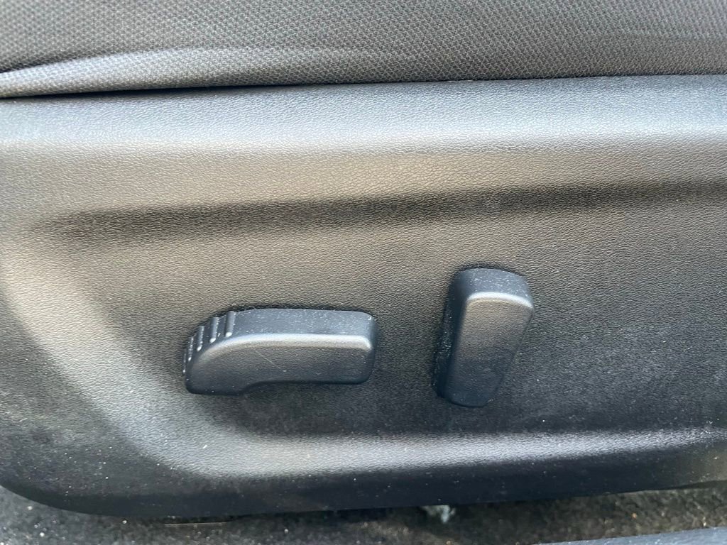 Used 2025 Nissan Altima 2.5 SV w/ SV Special Edition Package image 10