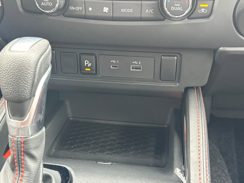New 2025 Nissan Frontier PRO-4X image 23