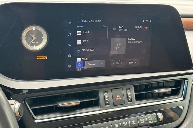 Used 2023 Lexus ES 350 w/ Premium Package FWD image 19