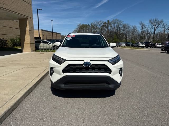Used 2022 Toyota RAV4 XLE Premium AWD/4WD image 7