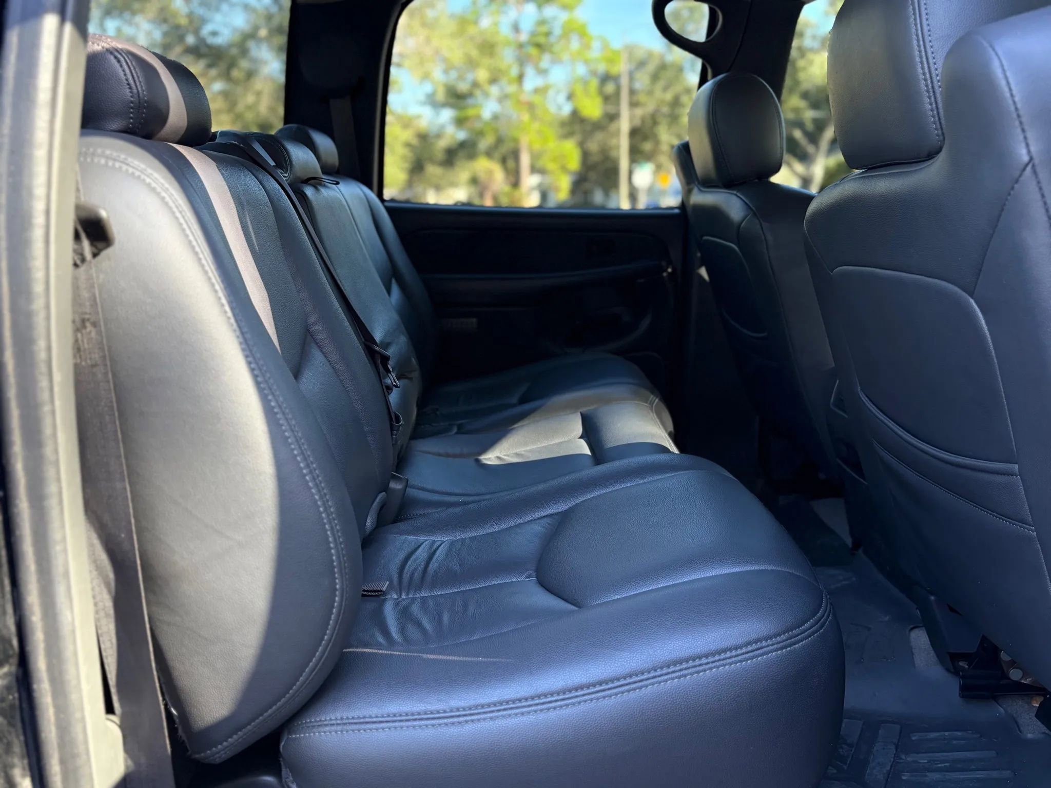 Used 2003 Chevrolet Silverado 3500 LT w/ Skid Plate Package image 37