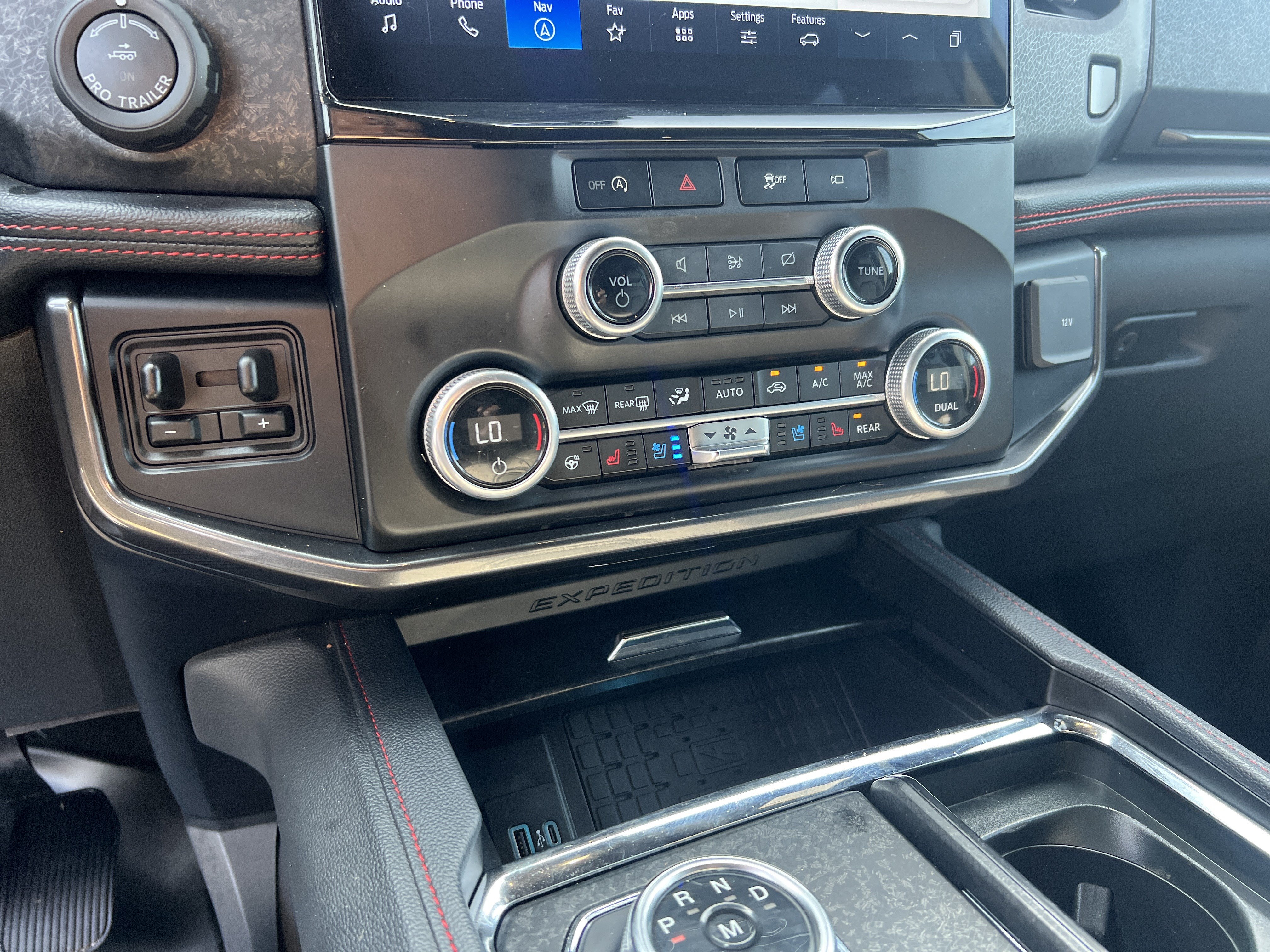 Certified 2024 Ford Expedition Max Limited AWD/4WD image 30