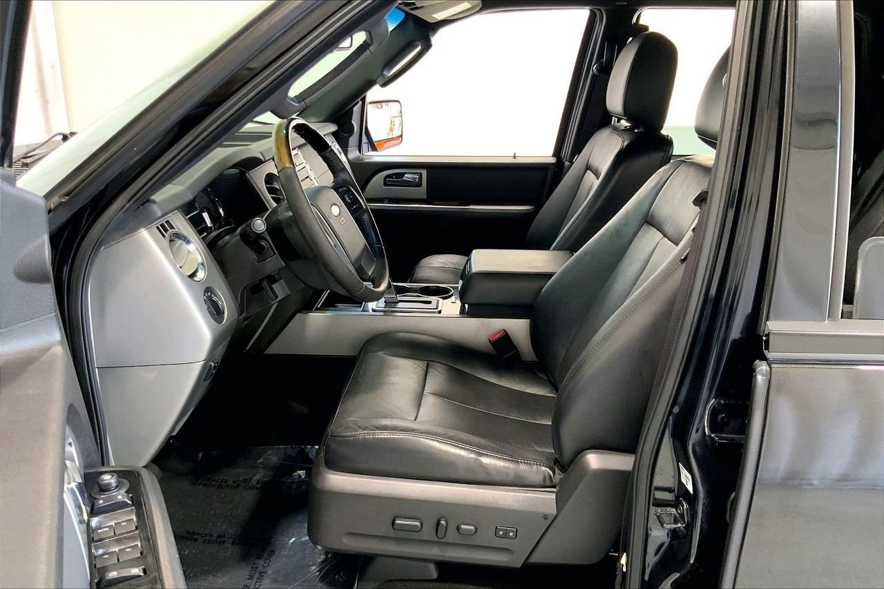 Used 2012 Ford Expedition Limited RWD image 18