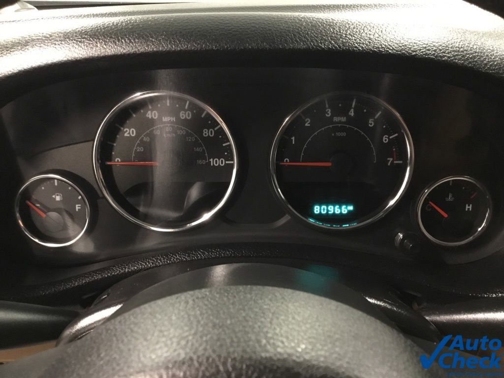 Used 2016 Jeep Wrangler Sahara AWD/4WD image 38