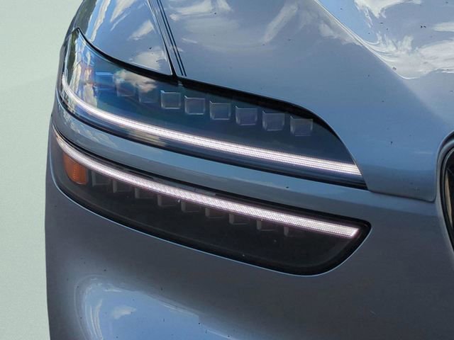 Certified 2026 Genesis GV70 2.5T Sport Prestige image 9