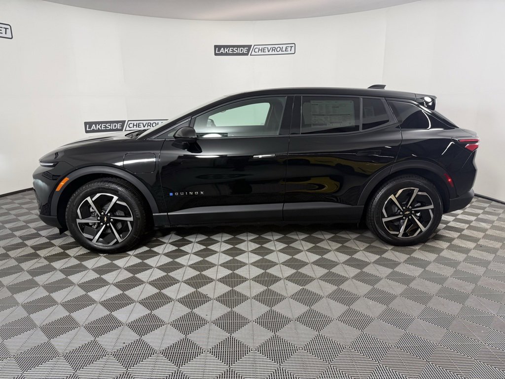 New 2026 Chevrolet Equinox EV LT image 3