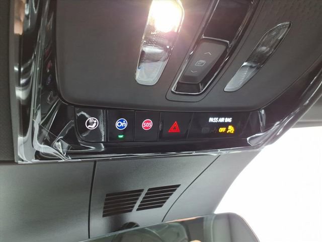 New 2026 Cadillac Lyriq Luxury AWD/4WD image 33