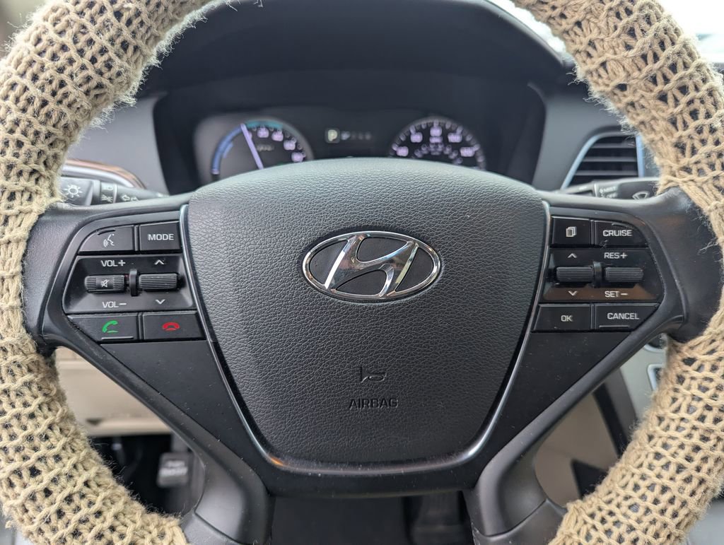 Used 2017 Hyundai Sonata Limited FWD image 22