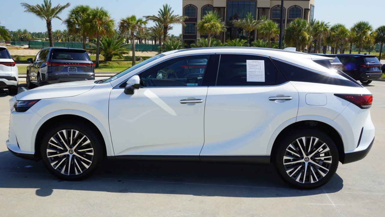 Certified 2025 Lexus RX 350 Premium Plus w/ Accessory Package (Z1) FWD image 5