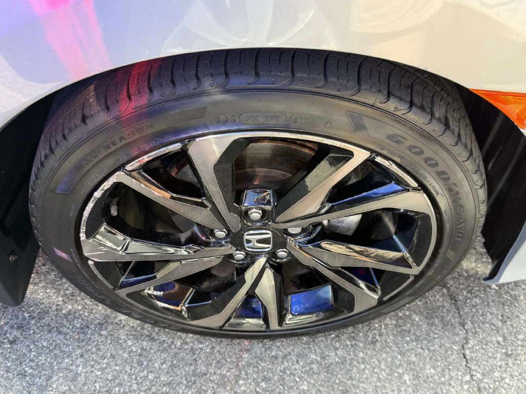 Used 2021 Honda Civic Sport image 9