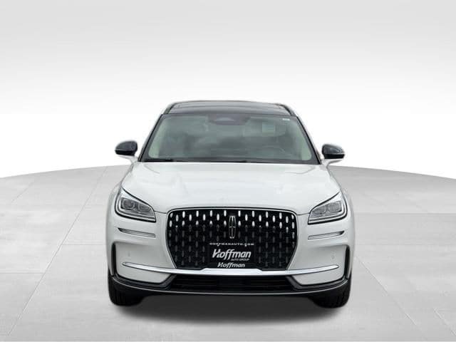 Used 2025 Lincoln Corsair Reserve AWD/4WD image 2