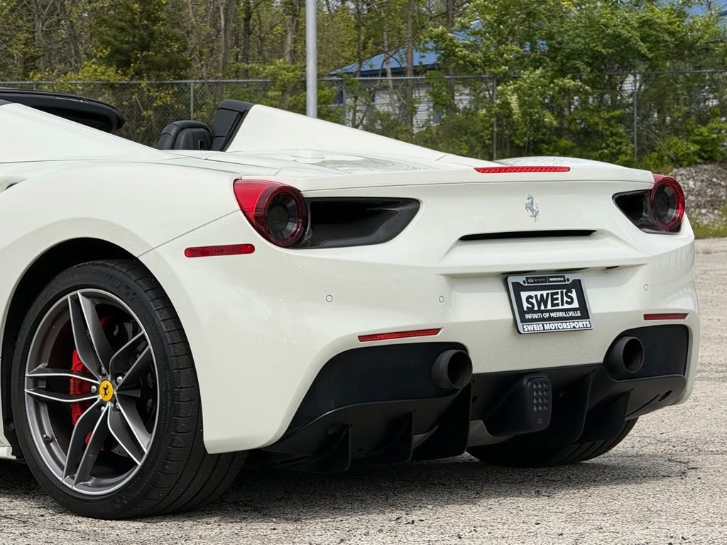 Used 2019 Ferrari 488 Spider RWD image 32