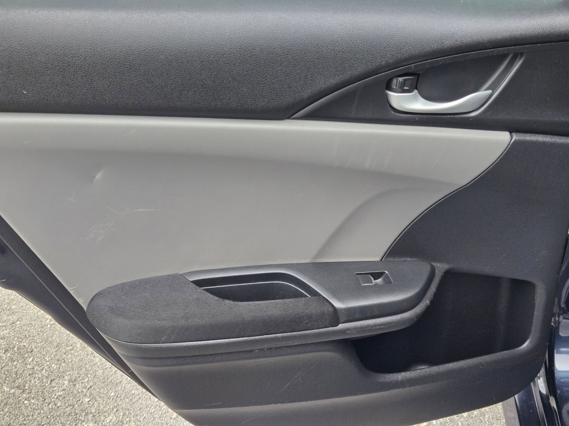 Used 2016 Honda Civic EX image 34