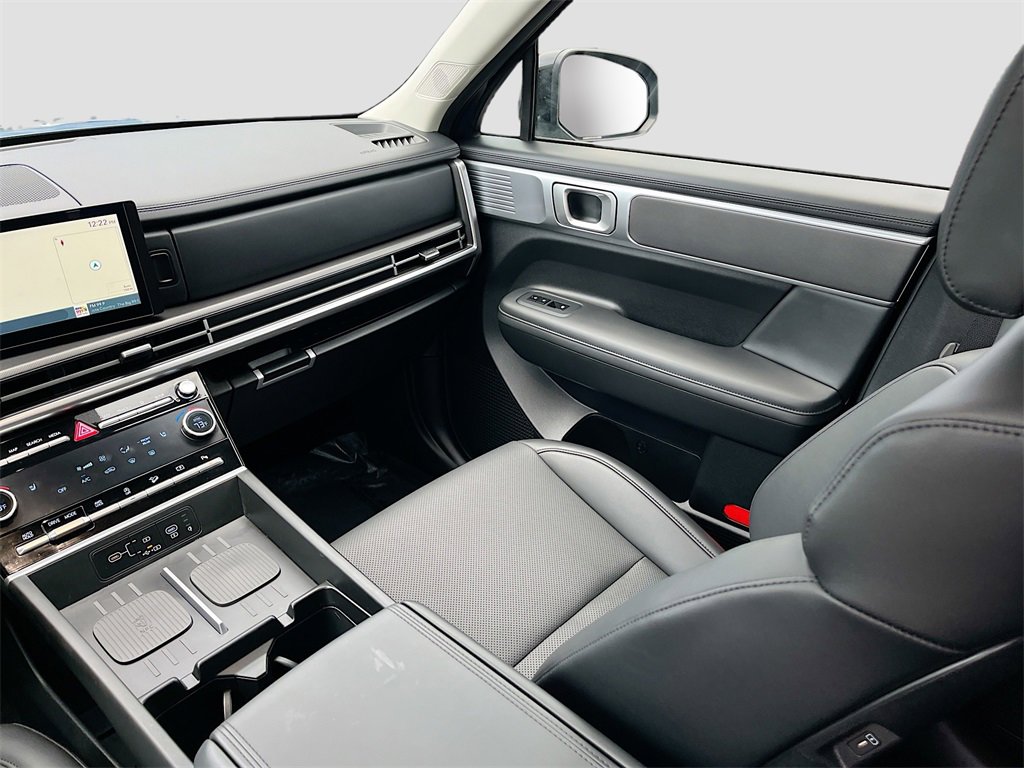 Used 2025 Hyundai Santa Fe XRT image 23