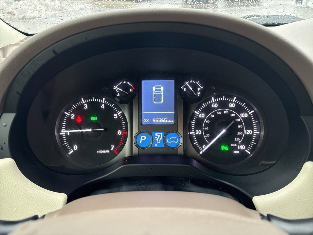 Used 2017 Lexus GX 460 image 17