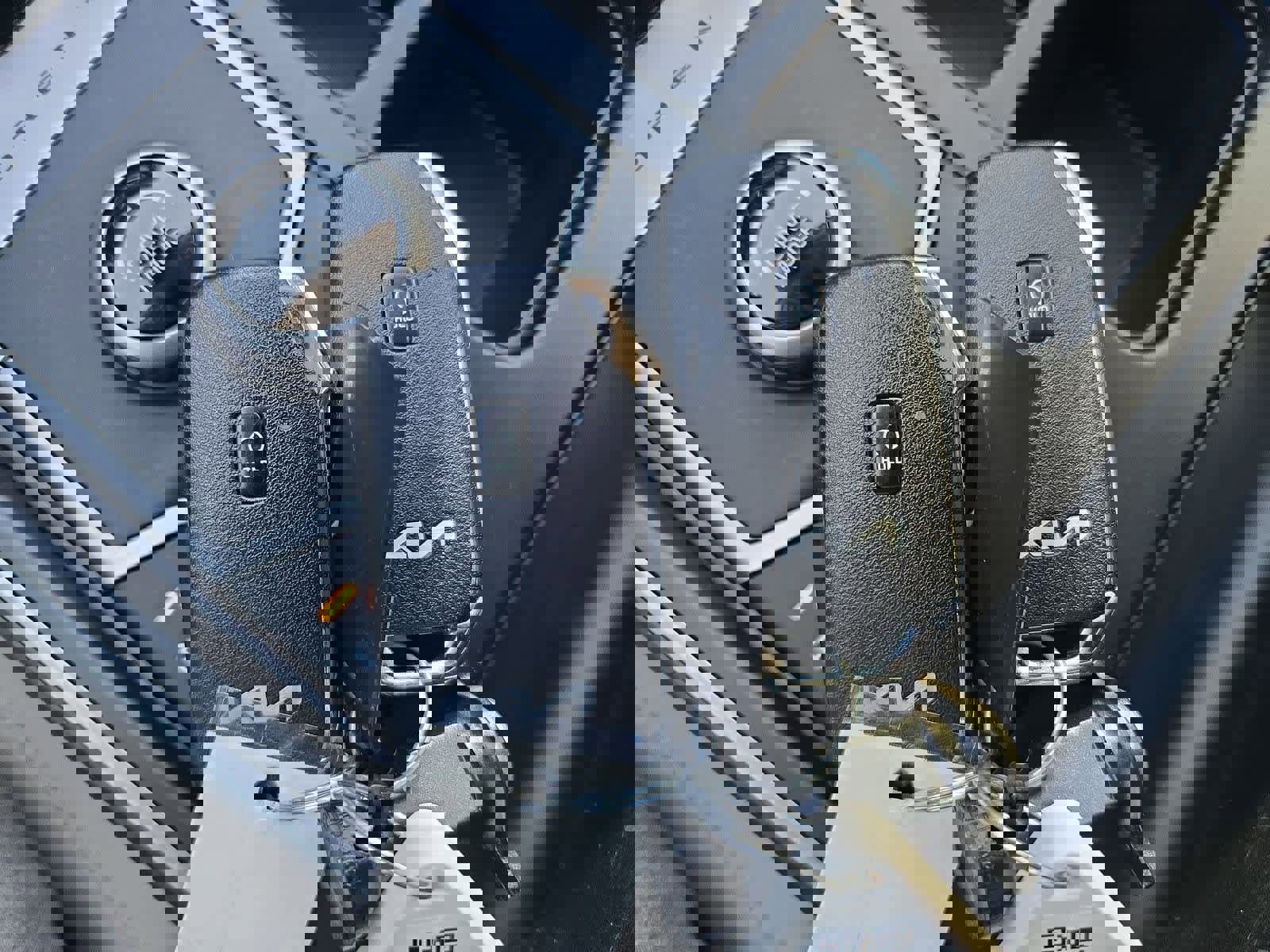 Certified 2022 Kia Sorento EX w/ Panoramic Sunroof Package image 36