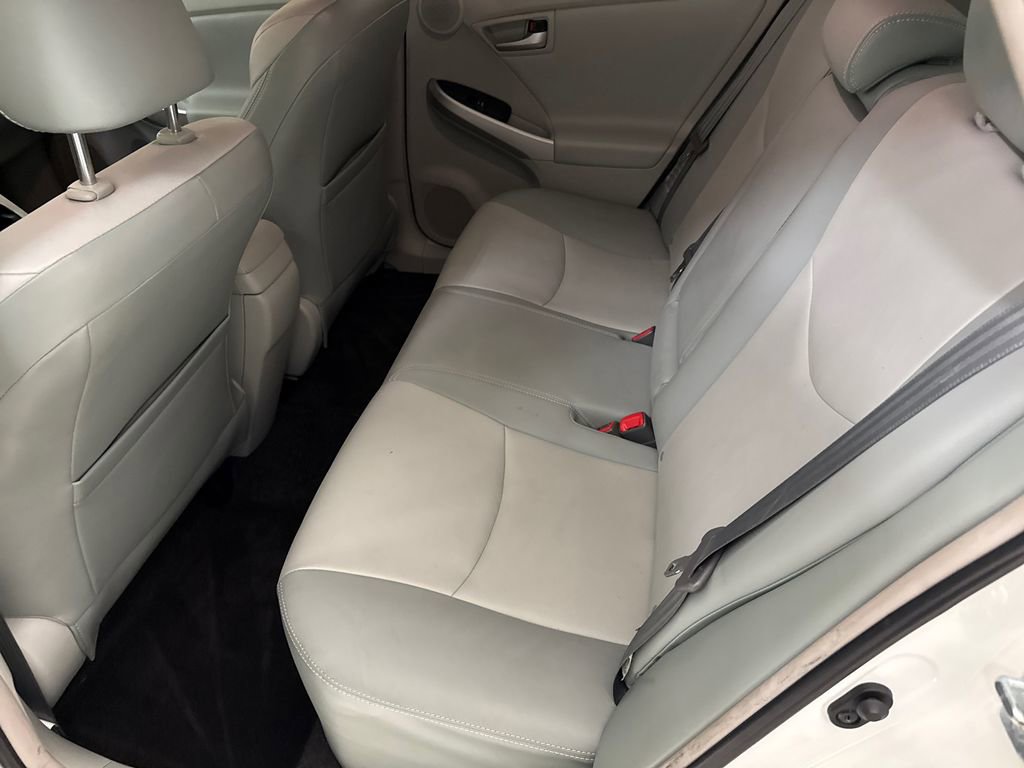 Used 2015 Toyota Prius Four FWD image 16