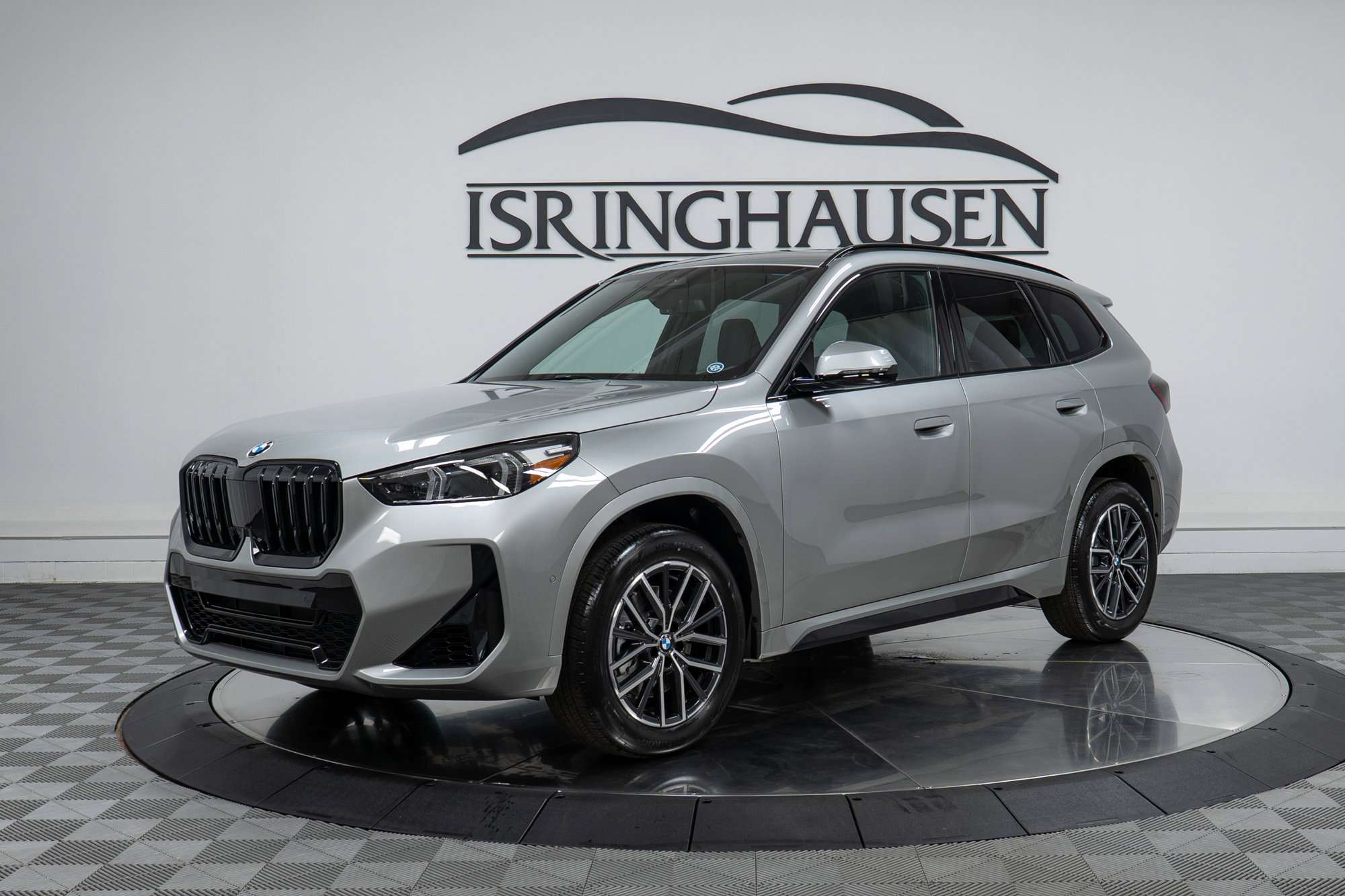 New 2025 BMW X1 xDrive28i w/ M Sport Package