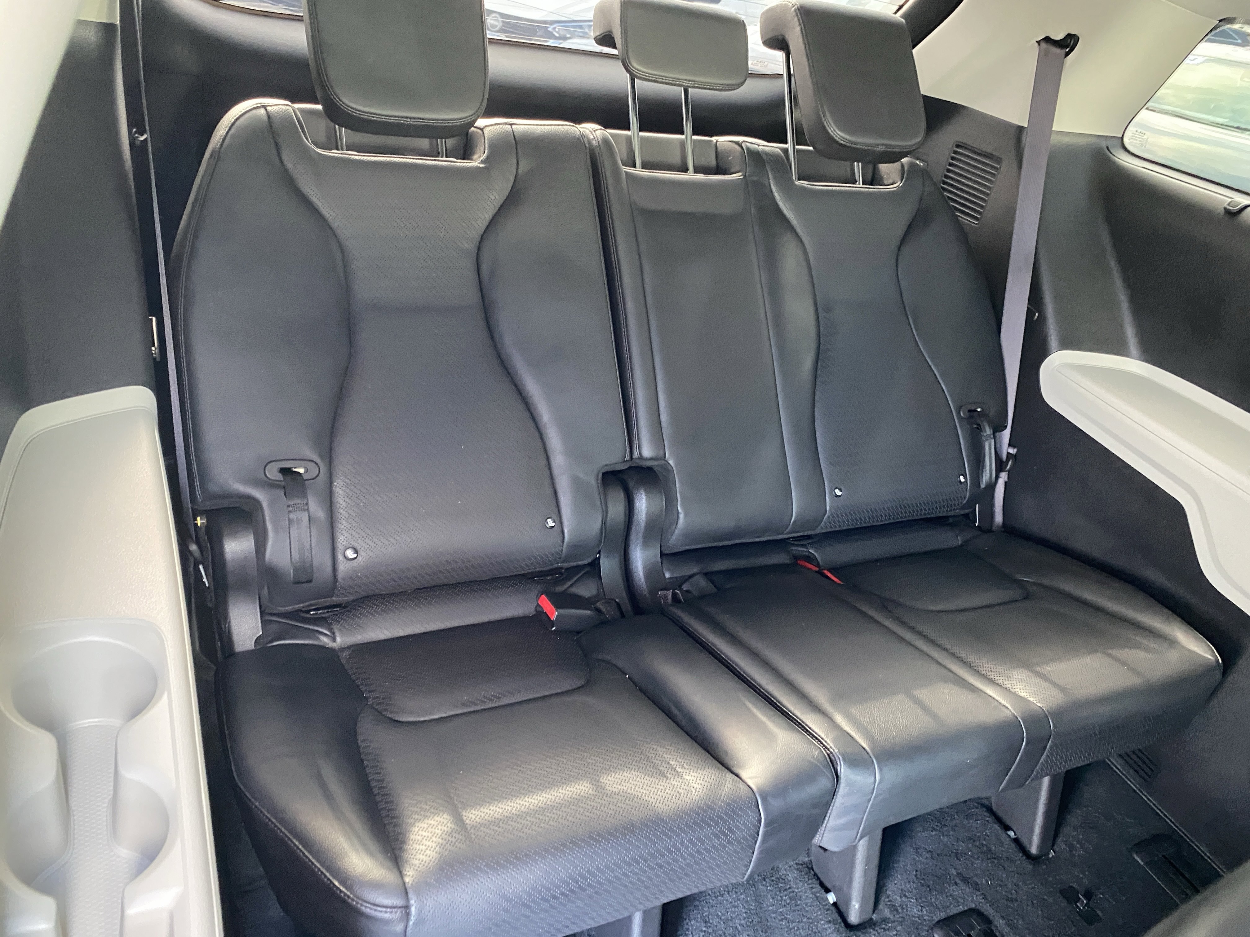 Used 2024 Kia Carnival SX Prestige image 12