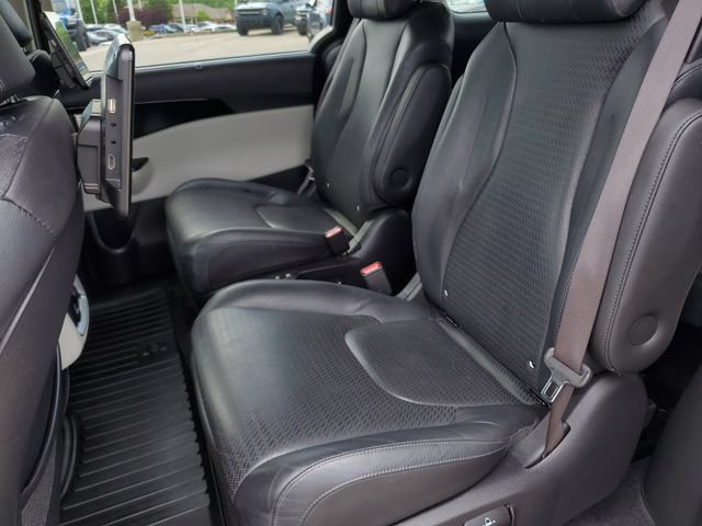 Used 2022 Kia Carnival SX Prestige FWD image 26