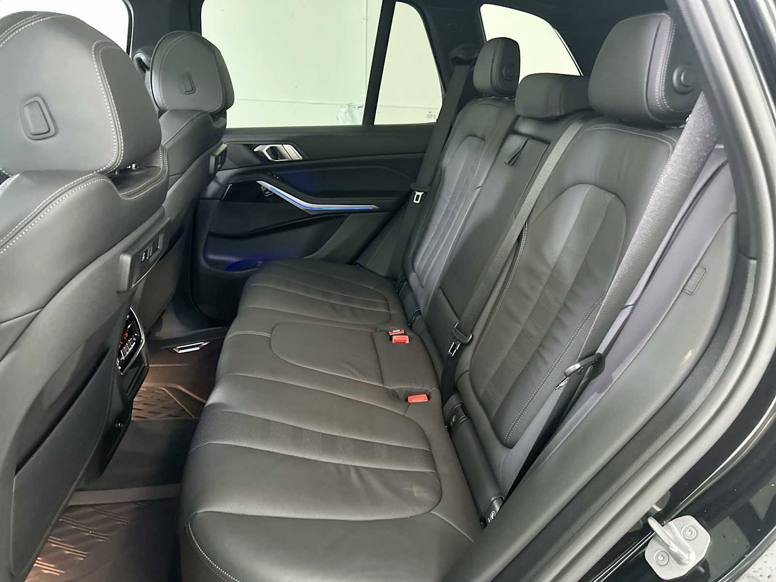 Used 2019 BMW X5 xDrive40i w/ Premium Package 2 image 25