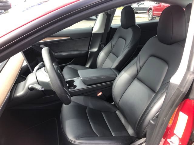 Used 2023 Tesla Model 3 Performance image 33