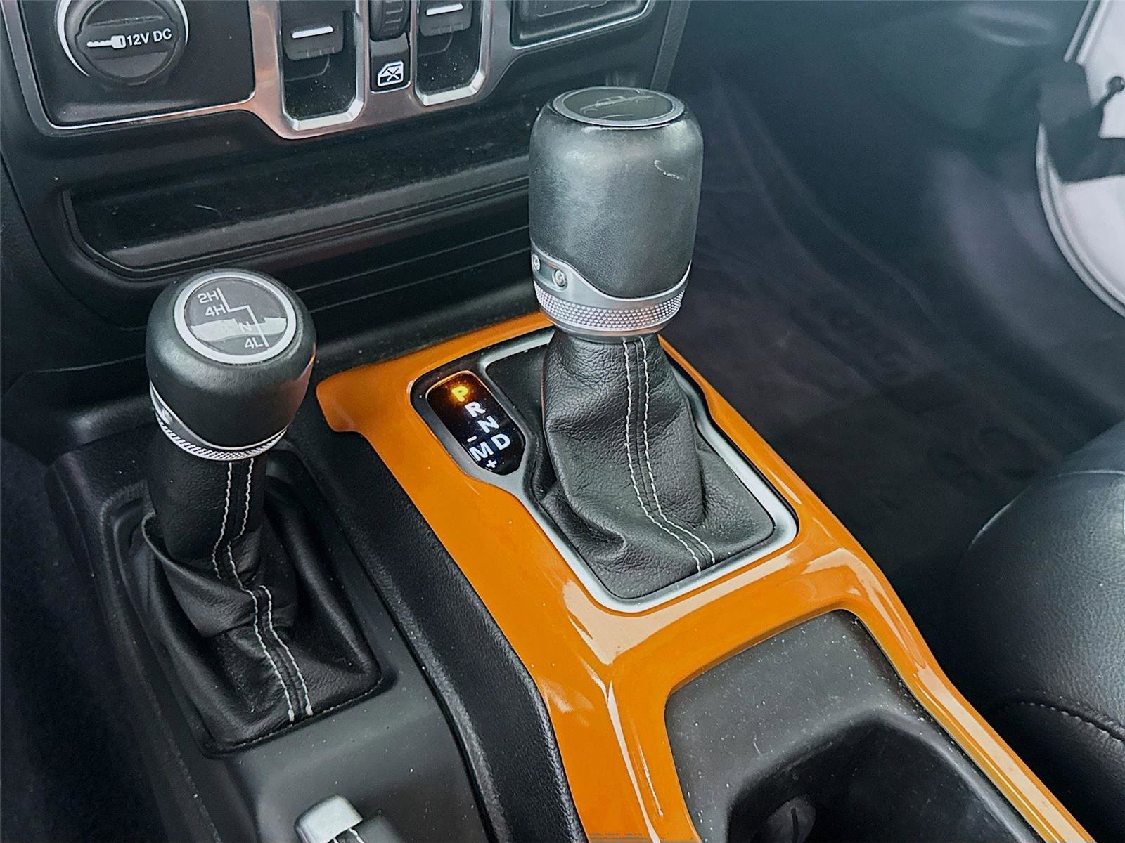 Used 2020 Jeep Gladiator Overland AWD/4WD image 10