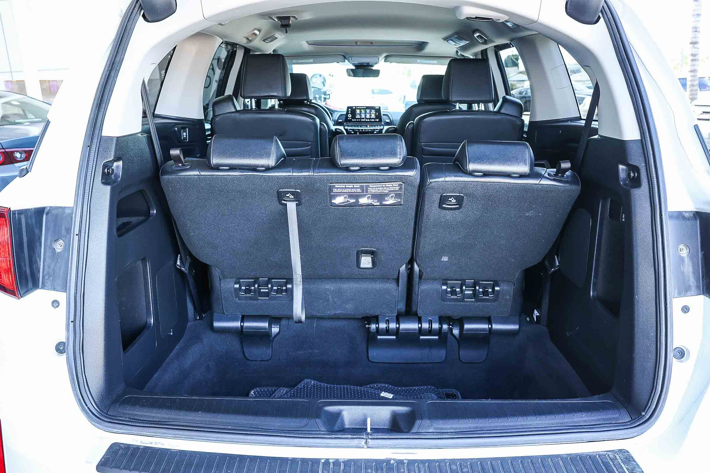 Used 2025 Honda Odyssey EX-L image 34