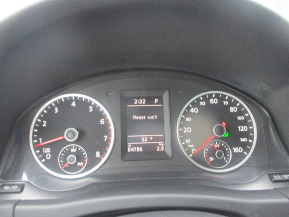 Used 2013 Volkswagen Tiguan S image 26