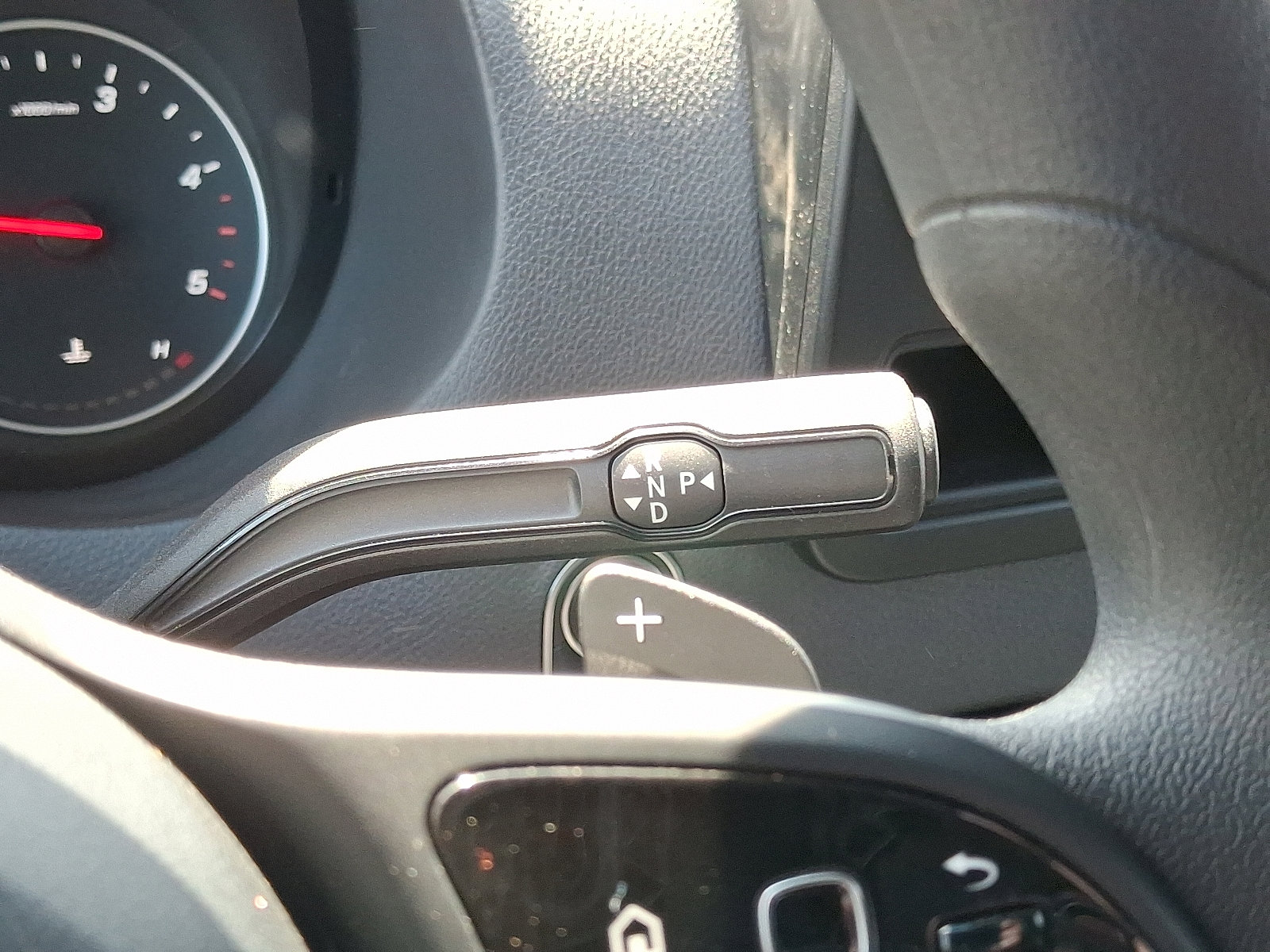 Used 2024 Mercedes-Benz Sprinter 2500 image 13