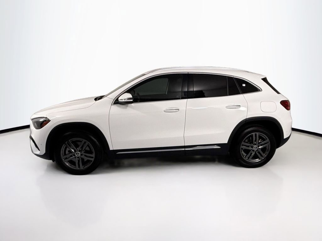 Used 2025 Mercedes-Benz GLA 250 image 8