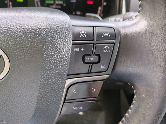 Used 2025 Toyota Camry SE w/ Convenience Package image 23