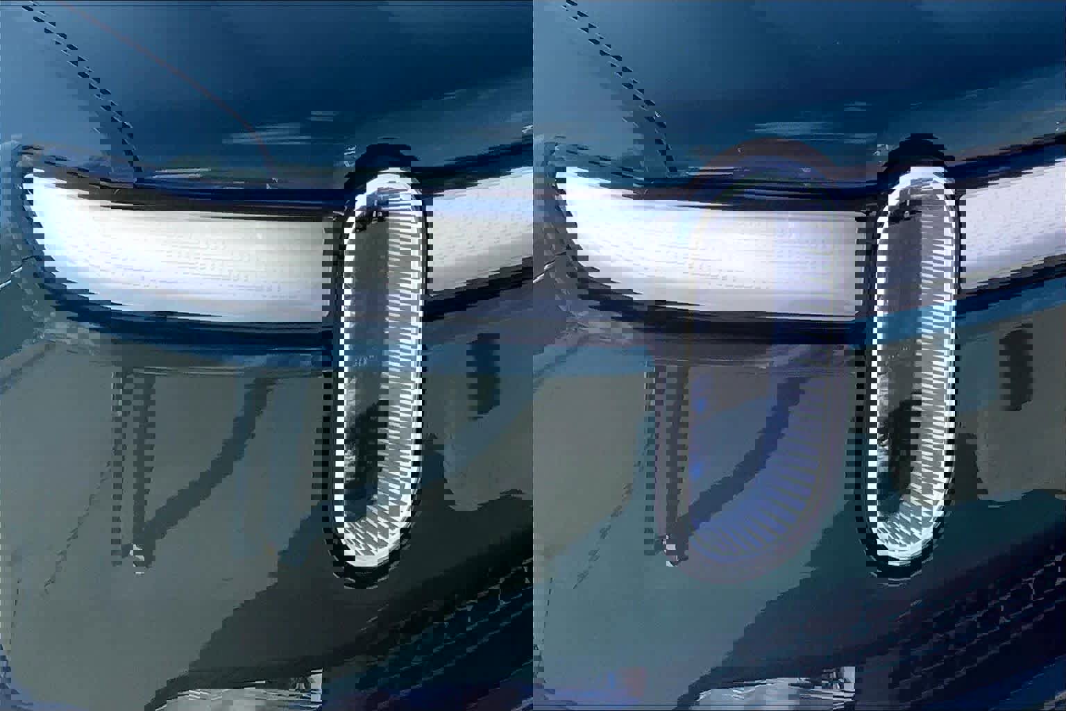 Used 2022 Rivian R1T Adventure image 26