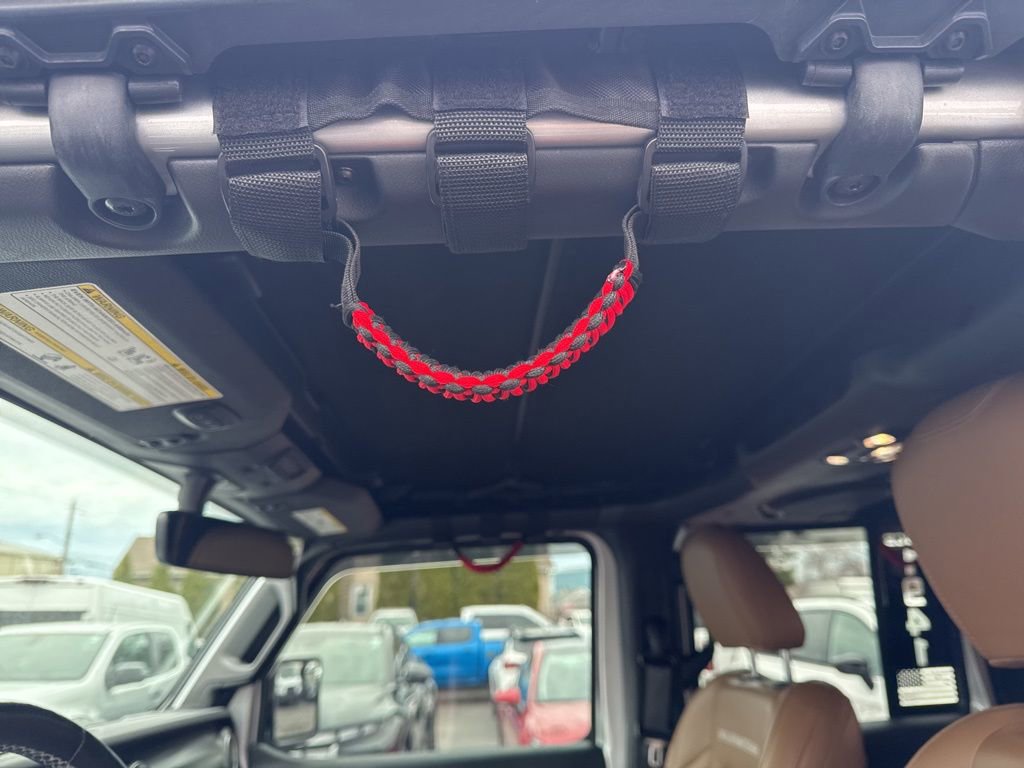 Used 2023 Jeep Gladiator Rubicon w/ Cold Weather Group image 19