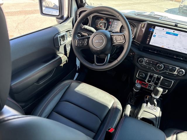 Certified 2025 Jeep Wrangler Unlimited Rubicon image 23