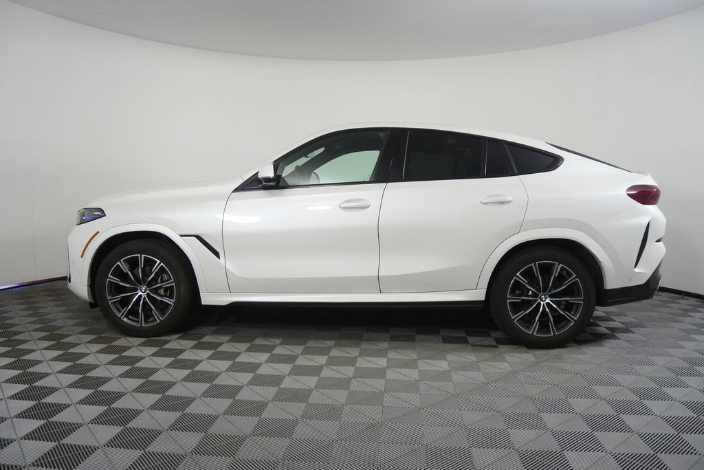 Certified 2025 BMW X6 xDrive40i AWD/4WD image 6