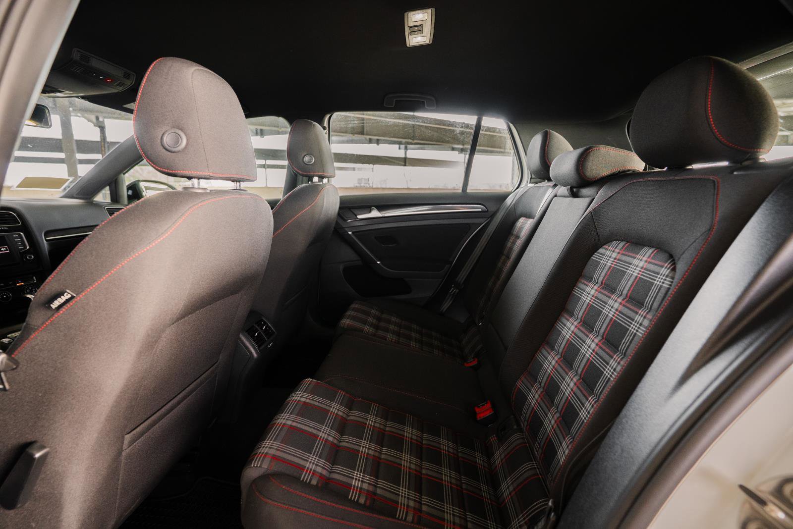 Used 2017 Volkswagen GTI Sport image 31