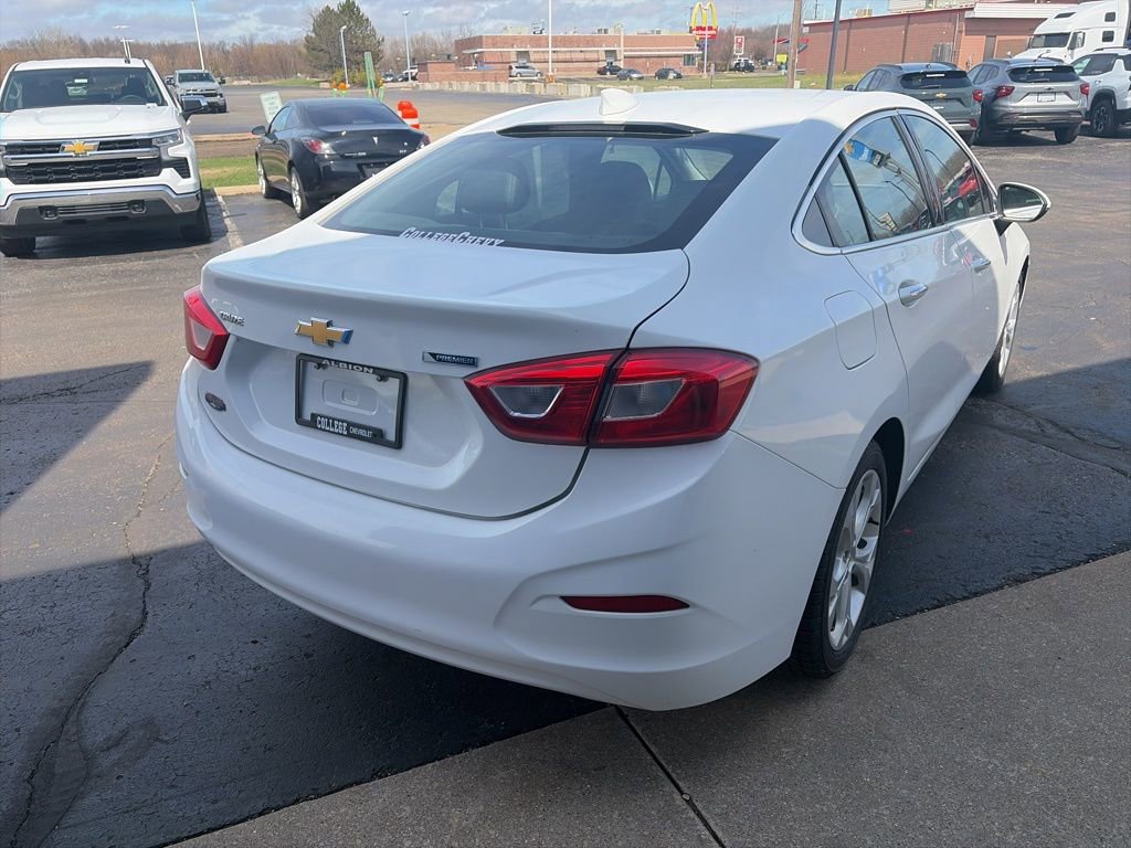 Used 2018 Chevrolet Cruze Premier image 7