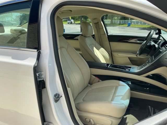 Used 2014 Lincoln MKZ AWD w/ Equipment Group 101A Select image 17