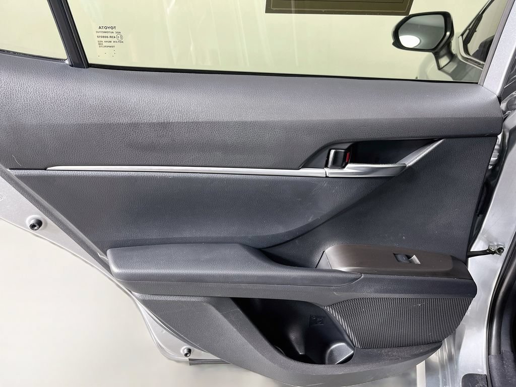 Used 2022 Toyota Camry LE FWD image 27